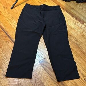 Chico’s black capris size 8P